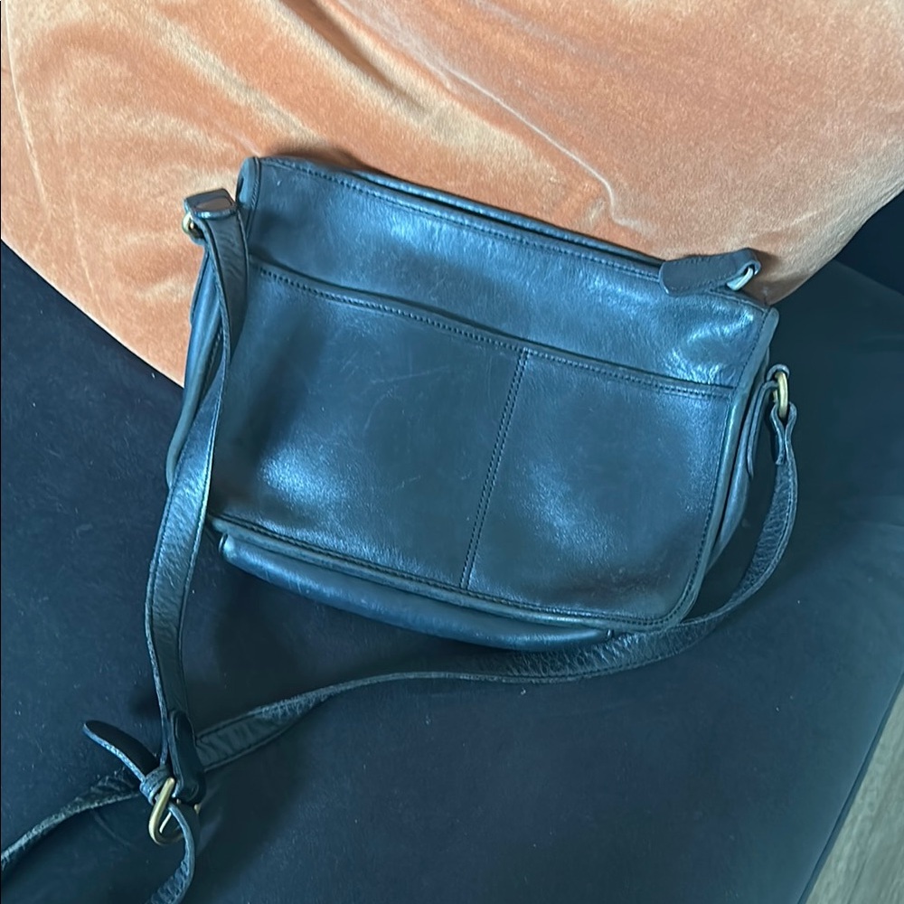 Vintage 80s Black leather FAKE COACH
